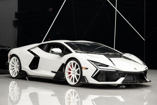 2024 Lamborghini Revuelto Coupe 2D
