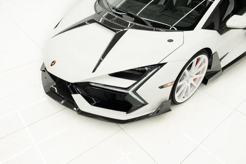 2024 Lamborghini Revuelto Coupe 2D