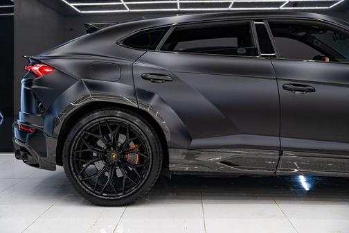 2021 Lamborghini Urus