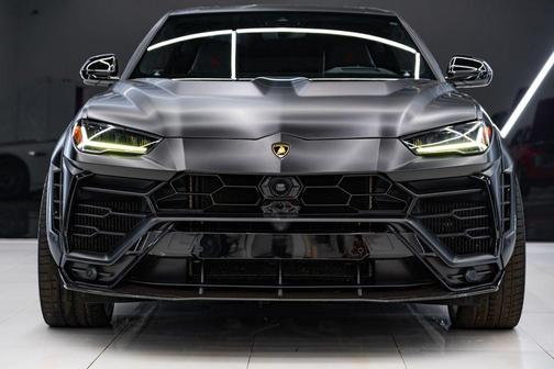 Nero Noctis Matt 2021 Lamborghini Urus Wide Body Kit