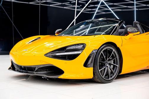 2020 McLaren 720S Luxury