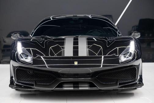 2019 Ferrari 488 Pista Base