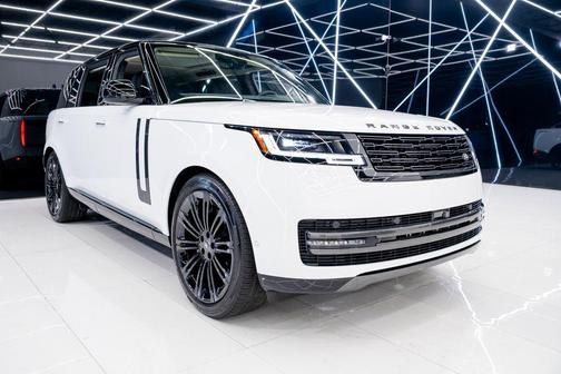2025 Land Rover Range Rover SE