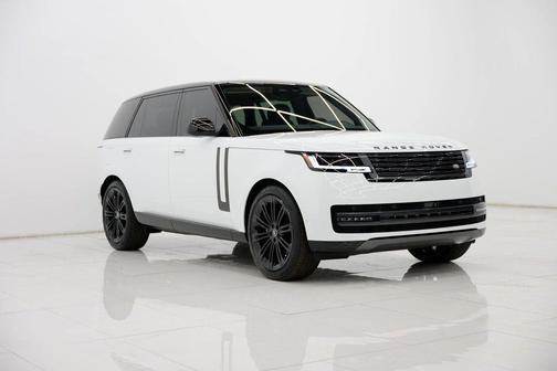 2025 Land Rover Range Rover SE