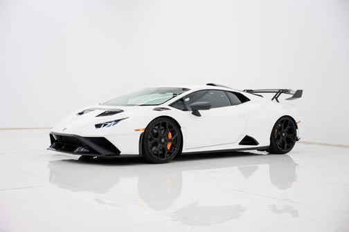 2022 Lamborghini Huracan STO Coupe