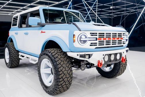 2025 Ford Bronco Base