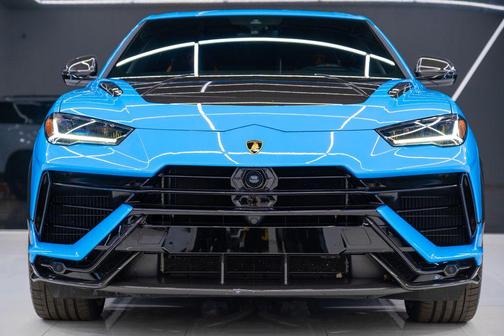 2024 Lamborghini Urus Performante