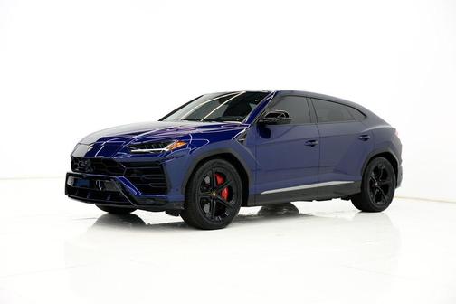 2021 Lamborghini Urus Graphite Capsule