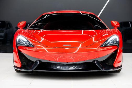 2017 McLaren 570S Base