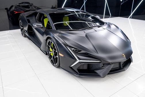 2024 Lamborghini Revuelto Coupe 2D