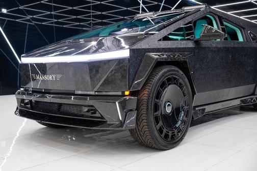 2025 Tesla Cybertruck All-Wheel Drive