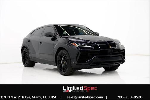 2023 Lamborghini Urus S