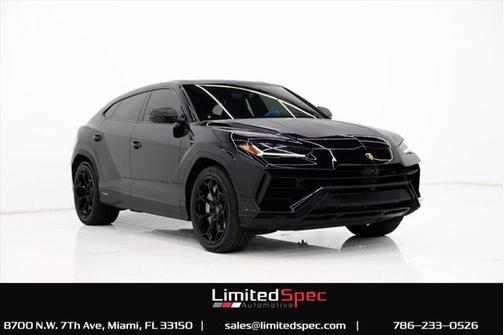 2023 Lamborghini Urus S