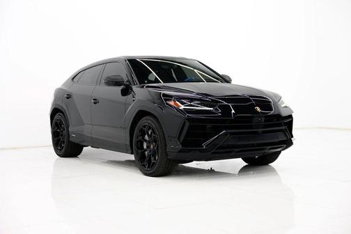 2023 Lamborghini Urus S