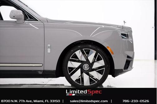 2025 Rolls-Royce Cullinan Sport Utility 4D
