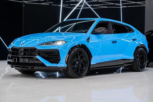 Blue 2025 Lamborghini Urus SE