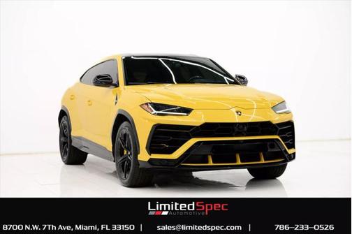 2021 Lamborghini Urus Graphite Capsule
