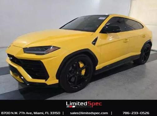 2021 Lamborghini Urus Graphite Capsule
