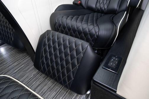 2020 Mercedes-Benz Metris Base