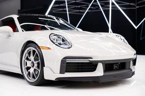 2025 Porsche 911 Turbo S