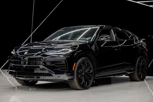 2025 Lamborghini Urus SE