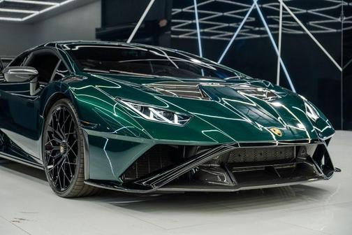 2023 Lamborghini Huracan STO Coupe