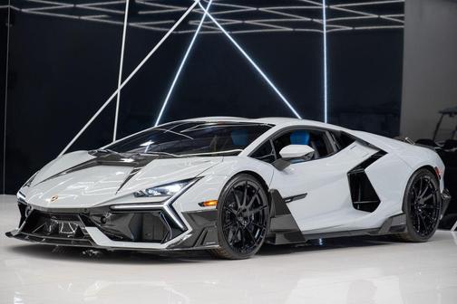 2025 Lamborghini Revuelto Coupe 2D