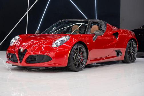 2016 Alfa Romeo 4C Spider Base