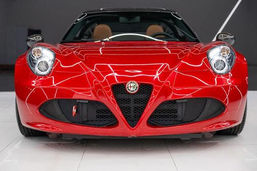 2016 Alfa Romeo 4C Spider Base