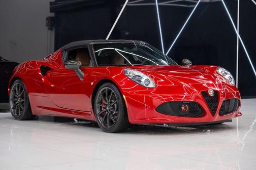 2016 Alfa Romeo 4C Spider Base
