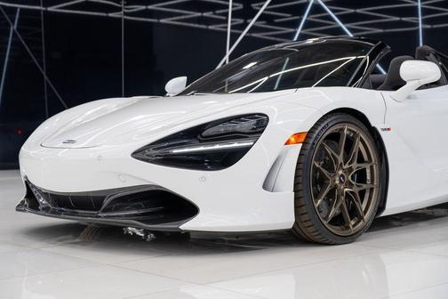 2020 McLaren 720S Base