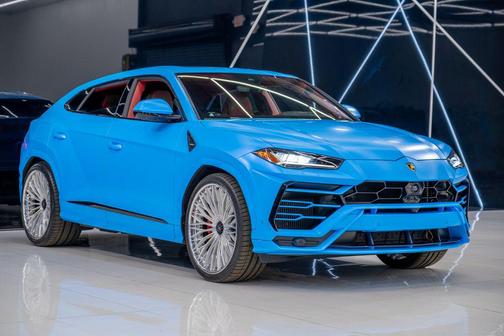 2022 Lamborghini Urus Graphite Capsule