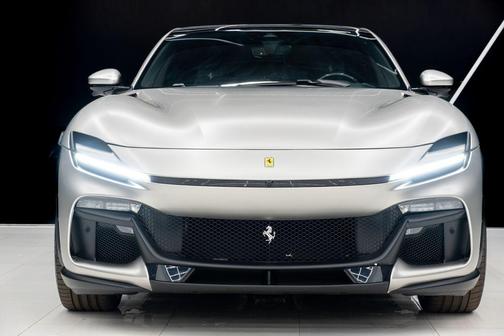 2024 Ferrari Purosangue 