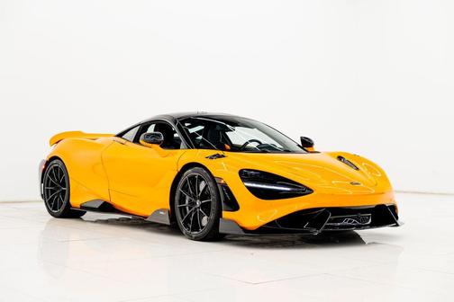 2021 McLaren 765LT Coupe
