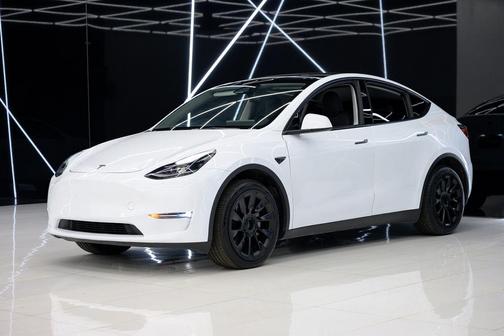 2024 Tesla Model Y Long Range Dual Motor All-Wheel Drive
