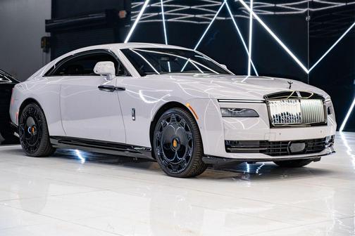 White 2025 Rolls-Royce Spectre