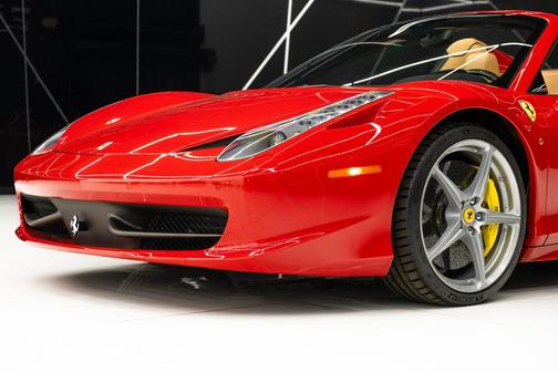 2014 Ferrari 458 Spider Base