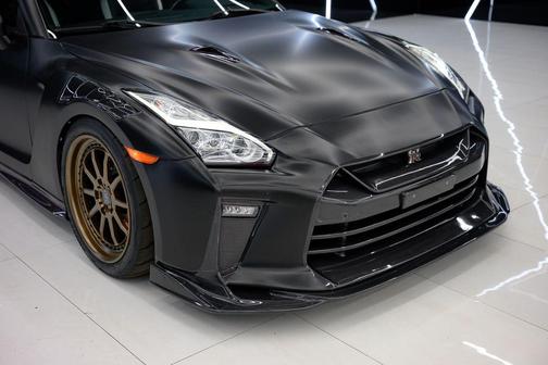 2018 Nissan GT-R Premium