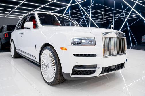 2021 Rolls-Royce Cullinan Sport Utility 4D