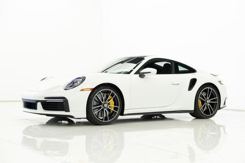 2025 Porsche 911 Turbo S
