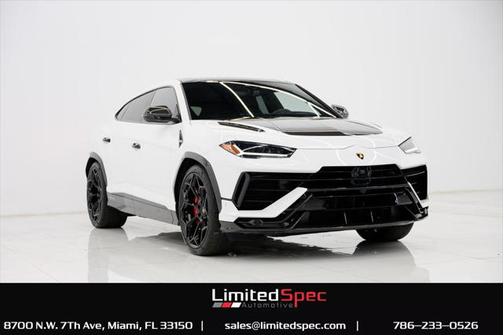 2023 Lamborghini Urus Performante