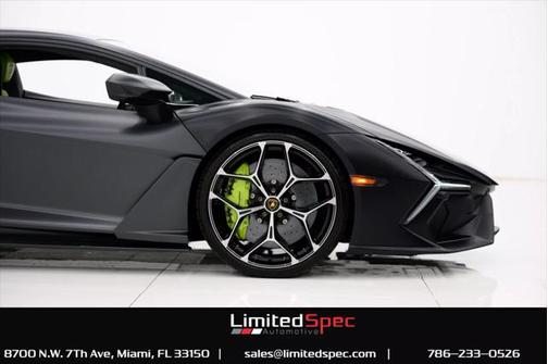 2024 Lamborghini Revuelto Coupe 2D