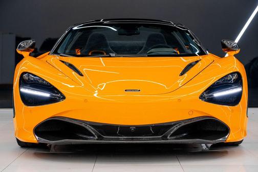 2020 McLaren 720S Base