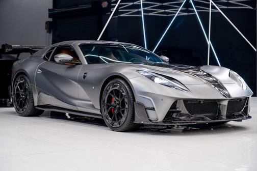 2021 Ferrari 812 GTS Base