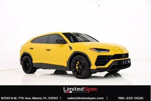 2021 Lamborghini Urus Graphite Capsule