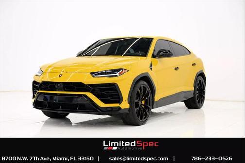 2021 Lamborghini Urus Graphite Capsule