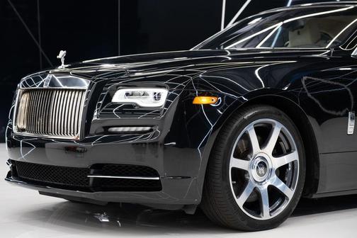 2017 Rolls-Royce Dawn 