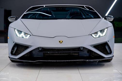 2020 Lamborghini Huracan EVO EVO Spyder Convertible 2D