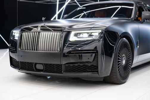 Black 2022 Rolls-Royce Ghost Black Badge