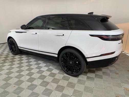 2025 Land Rover Range Rover Velar P400 Dynamic SE